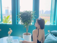 -芭黎人江景轻奢酒店(告庄西双景星光夜市店)