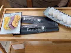 -毛辣果·贵州红酸汤牛肉火锅(西单店)