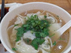 -吉祥馄饨(新亚国际大厦店)