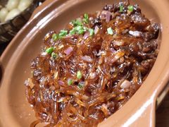 -有红鸡毛店·川菜(建设路店)