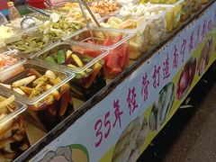-肥姐酸嘢