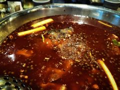 -肖肖酸萝卜鱼火锅(总店)