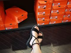 -BALENCIAGA(比斯特苏州购物村店)