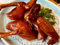 脆皮乳鸽-点点心港式茶餐厅(南京西路店)