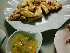 姜葱白切鸡-阿政粤小馆(中央大街店)