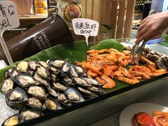 -飨食汇全日制餐厅·昆山皇冠假日酒店(九方店)
