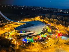 -梦东方未来世界航天主题乐园