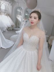 点击看大图 -艾米丽婚纱礼服