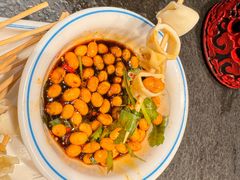 猪心管焖豆-高家烧鸽子烧烤店63年