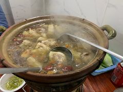 -威邵鸡煲(西华路总店)