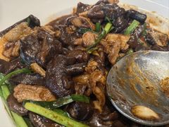 -海派美食·家宴海鲜青岛菜·石锅鲽鱼头(东方城店)