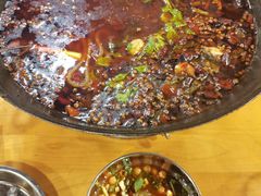 -鸿顺老铁锅美蛙鱼府(解放碑店)