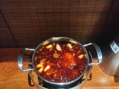 -独食火锅·半米屋台(直营总店)