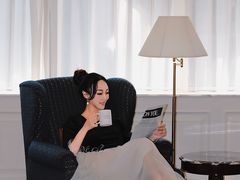 -深圳富苑皇冠假日套房酒店