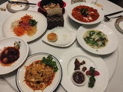 -伊尹活海参馆(衡山路店)