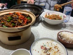 干锅牛肉-福阿婆老牌湘菜(大润发店)