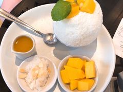 芒果雪冰-Cheevit Cheeva(Sirimangkalajarn)