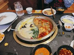 -沸炉重庆老火锅(军事博物馆店)