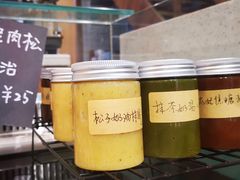 -沁屋面包店(人民东路店)