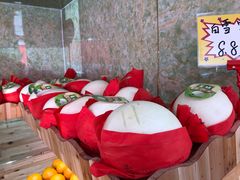 -上海龙吴水胜海发市场