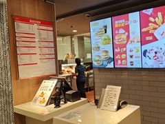 -麦当劳(莘松路芭比伦DT店)