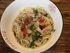 财鱼炒码干挑面-对面面馆