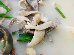毛肚超多的羊杂煲-胖哥八兄弟大排挡(植村店)