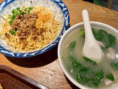 -壹煲·煲仔饭·荷叶蒸饭·汤粉面