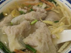 -长人馄饨铺(解放街店)