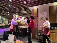 -海底捞火锅鲜切牛肉主题店(长寿路店)