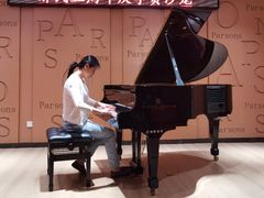 -柏斯音乐艺术中心·钢琴·吉他(上音店)