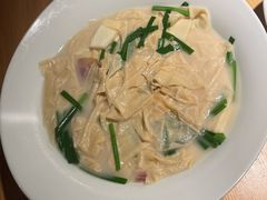 茭白烧豆腐皮-荣小馆(杭州大厦店)