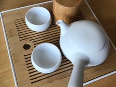 桌上的简易茶具-全季酒店(成都春熙路IFS国金中心店)