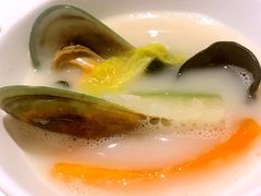 无油鱼汤煮时蔬-港丽餐厅(高德置地店)