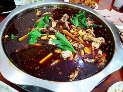 -刘胖娃鱼庄·特色肥肠鱼(杨家坪店)