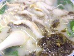 招牌黄鱼面-明呈黄鱼面馆(斜土路店)