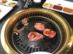 -牛鲜盛齐齐哈尔烤肉(曹路店)