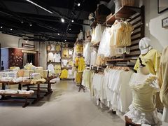-ONE MOMENT(北京朝外店)