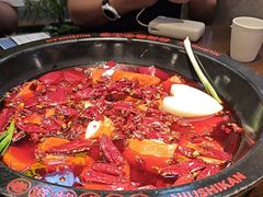 -牛市坎火锅(建设路店)