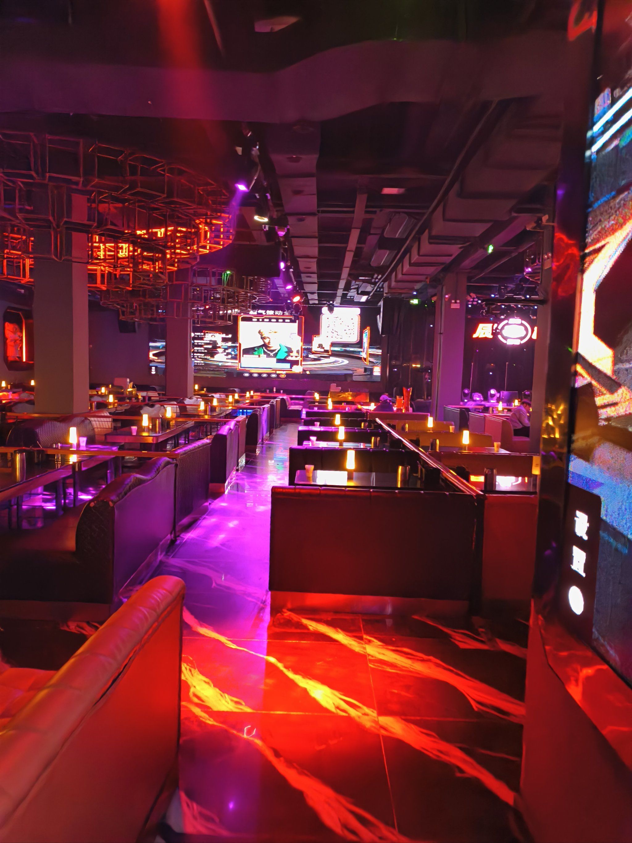 0元玩转这座城辰色酒馆真的是个宝藏地方