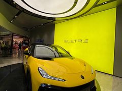 -莲花跑车(国贸商城店)