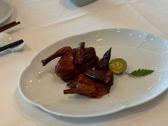 红烧乳鸽-金悦轩海鲜酒家(拱北店)