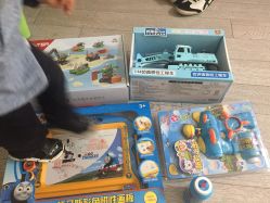 -爱婴室(上海汇智国际广场店)