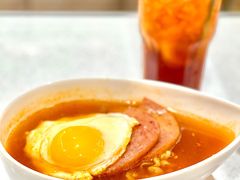 -香港新发烧腊茶餐厅(水围店)
