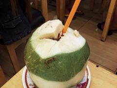 -J Daeng Seafood