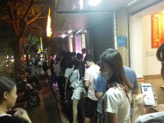 排队的人-太师餐饮(人民店)