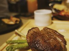 炙烤牛柳-Carbon莫卡哆·意大利复古集市餐厅(杭州大厦店)