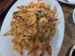 -雄伟美食(高沙中街店)