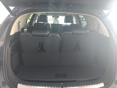 -比亚迪上海弘仁4S(杨浦店)