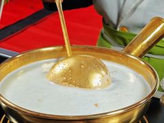 -清真老马家国华牛奶鸡蛋醪糟(正宁路店)